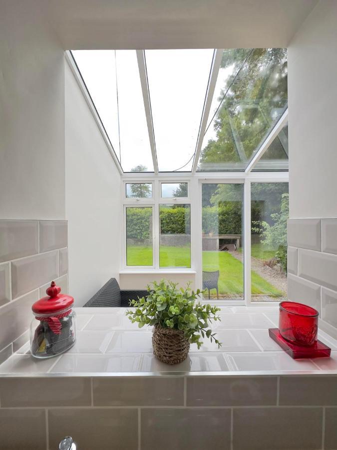 Tully'S Home, Tulfarris Village, Wicklow Blessington Exteriér fotografie